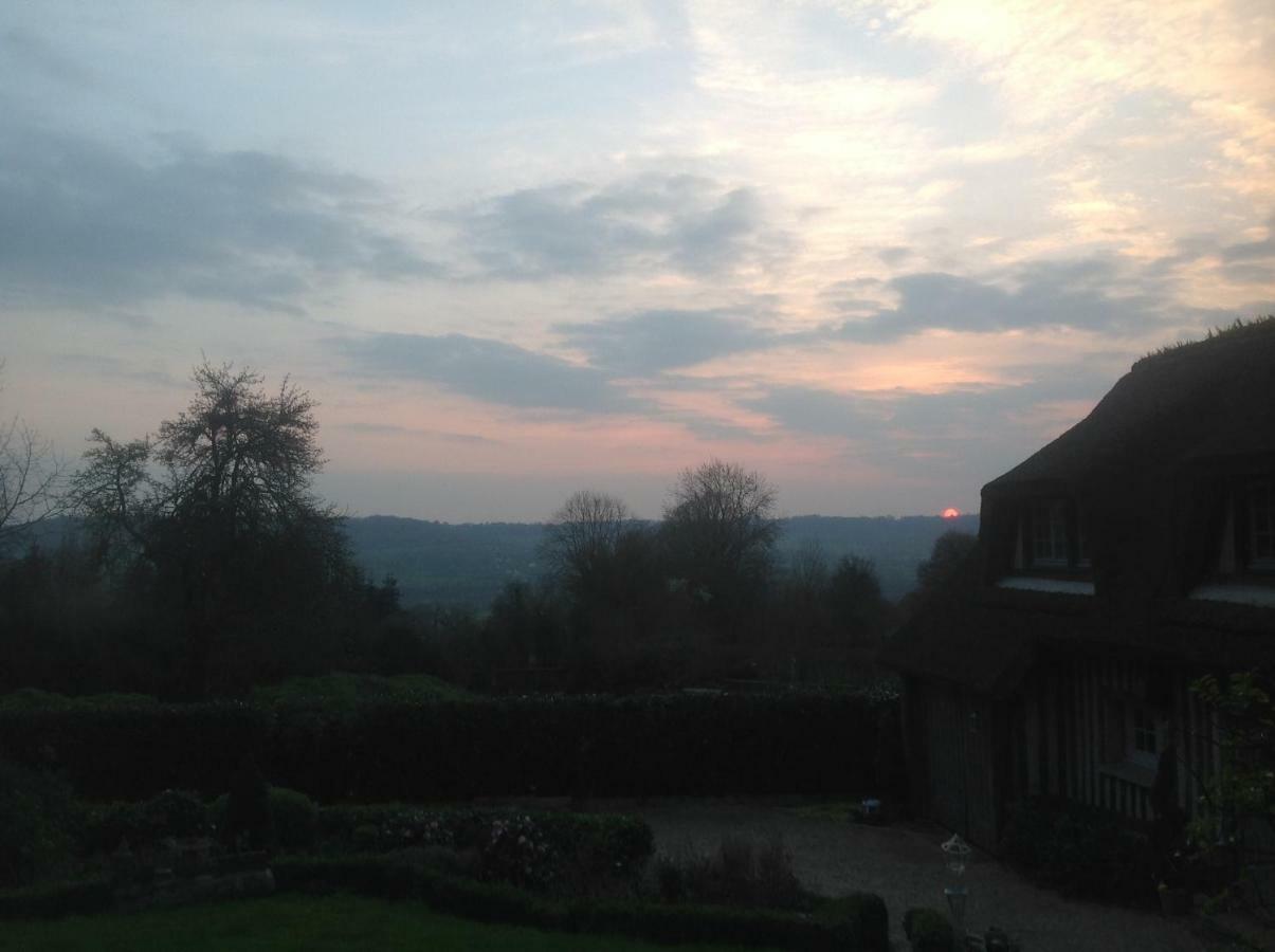 Les Chaumieres Du Pays D'Auge Bed & Breakfast Le Breuil-en-Auge Eksteriør bilde